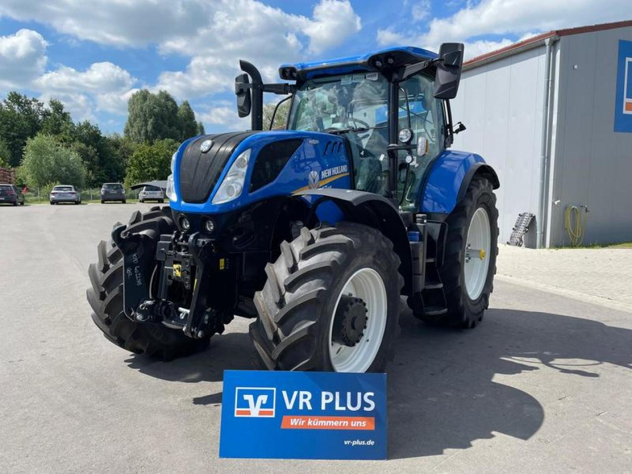New Holland T 7.245 - Tractor: foto 1 New Holland T 7.245 - Tractor: foto 1