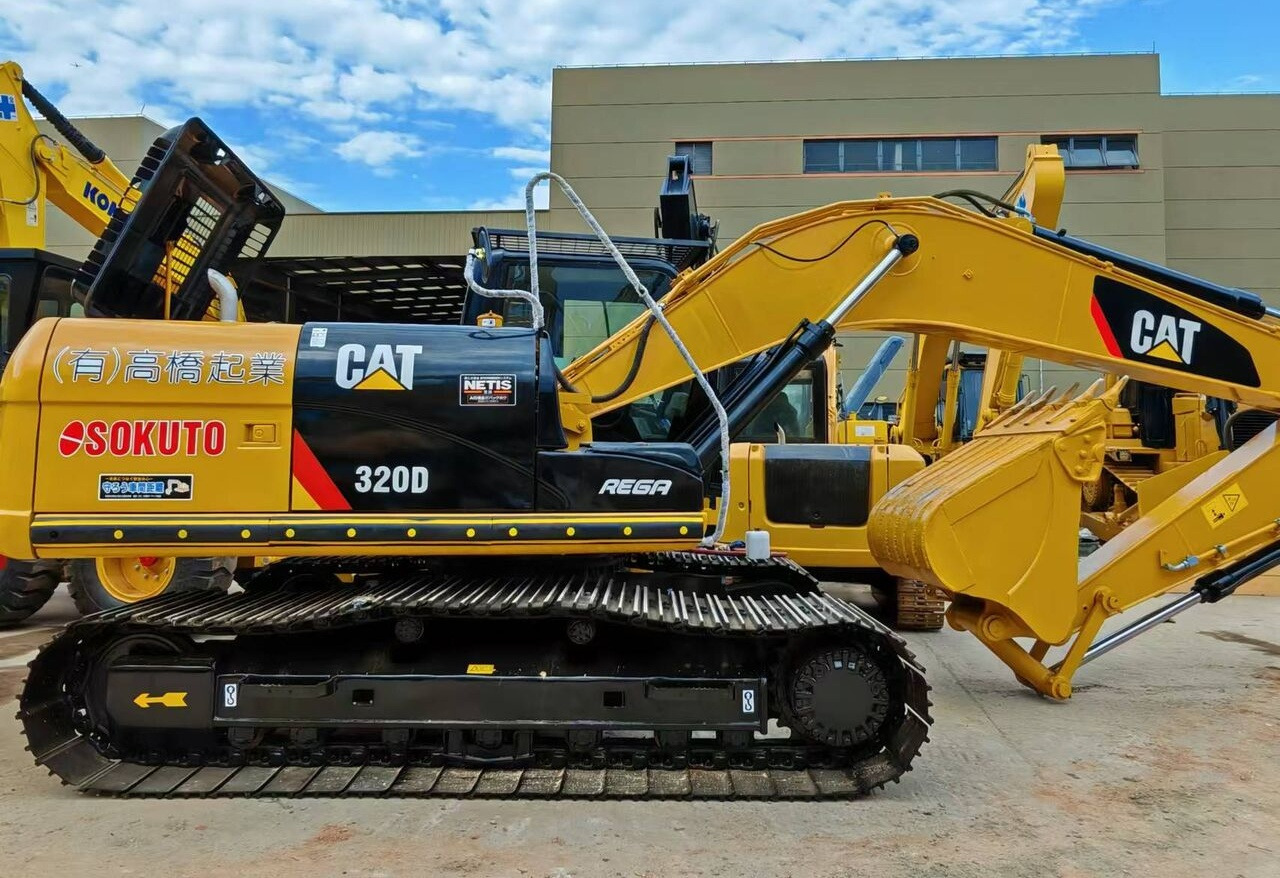 Caterpillar 330BL - Excavadora de cadenas: foto 1 Caterpillar 330BL - Excavadora de cadenas: foto 1