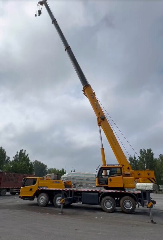 XCMG XCT35 QY35K 35T 35ton - Autogrúa: foto 3 XCMG XCT35 QY35K 35T 35ton - Autogrúa: foto 3