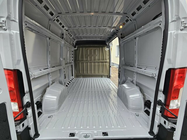 Leasing de FIAT Ducato 35 Automatik L2H2 Voll-LED dig Cockpit... FIAT Ducato 35 Automatik L2H2 Voll-LED dig Cockpit...: foto 27