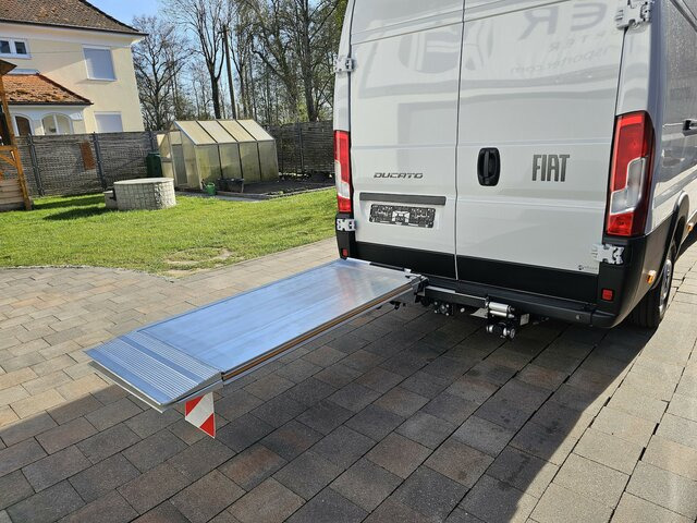 Furgón nuevo FIAT Ducato 35 MAXI L5H3 L4H3 180 LBW BÄR VanLift...: foto 17 Furgón nuevo FIAT Ducato 35 MAXI L5H3 L4H3 180 LBW BÄR VanLift...: foto 17