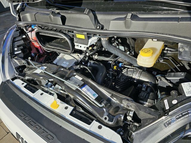 Furgón nuevo FIAT Ducato 35 MAXI L5H3 L4H3 180 LBW BÄR VanLift...: foto 10 Furgón nuevo FIAT Ducato 35 MAXI L5H3 L4H3 180 LBW BÄR VanLift...: foto 10