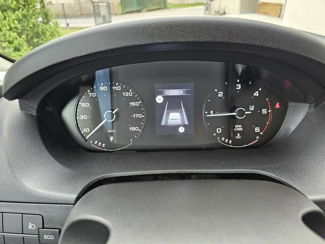 FIAT Ducato MAXI 140 Serie10-9.2 2025 L4 L3 Pritsche - Caja abierta furgoneta: foto 5 FIAT Ducato MAXI 140 Serie10-9.2 2025 L4 L3 Pritsche - Caja abierta furgoneta: foto 5