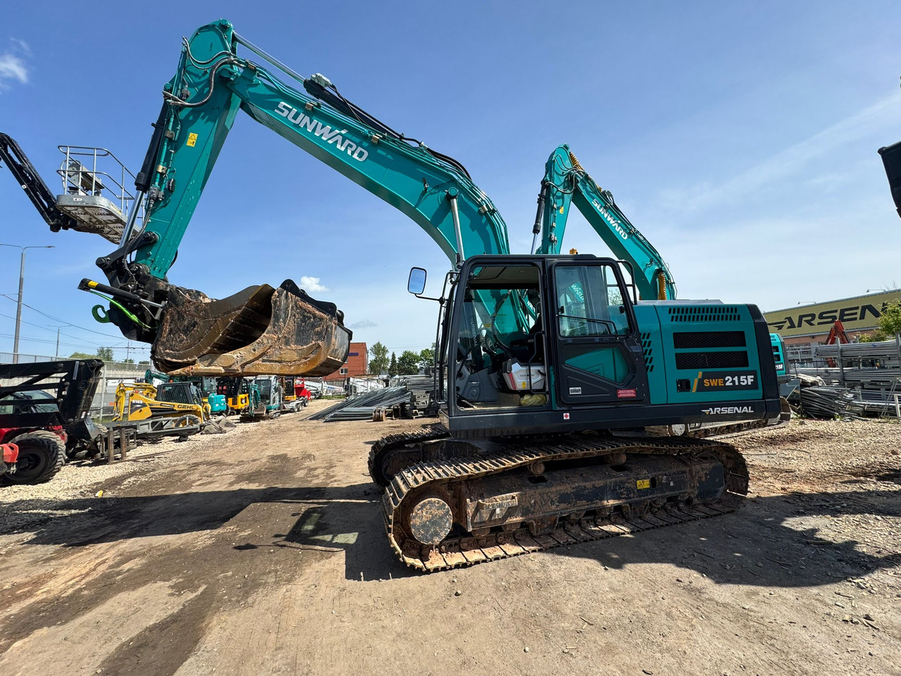 Sunward SWE215F-5A - Excavadora: foto 1 Sunward SWE215F-5A - Excavadora: foto 1