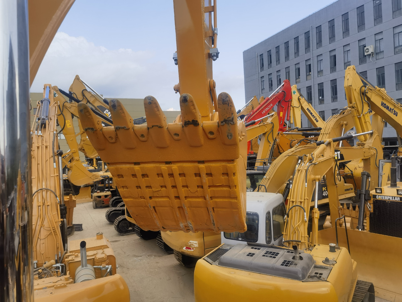 CAT 330DL excavator - Excavadora de cadenas: foto 5 CAT 330DL excavator - Excavadora de cadenas: foto 5