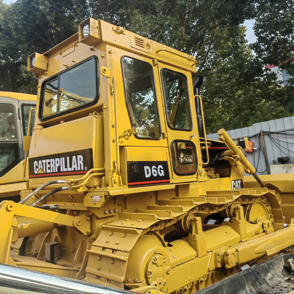 CAT D6G Bulldozer - Bulldozer: foto 1 CAT D6G Bulldozer - Bulldozer: foto 1