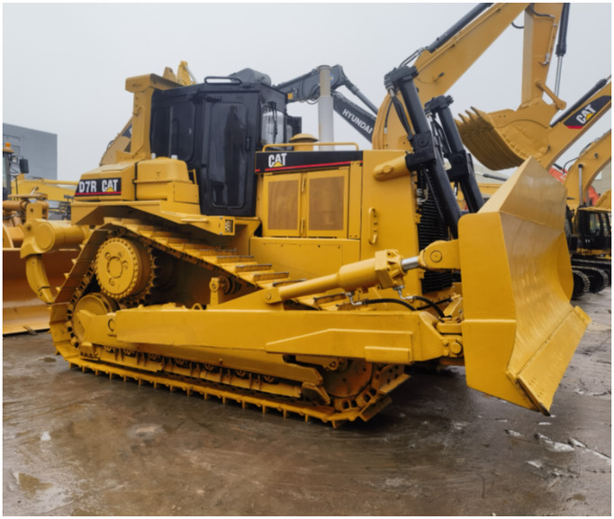 Cheap Used CAT D7R Bulldozer Track Dozer japan used bulldozer for sale - Bulldozer: foto 1 Cheap Used CAT D7R Bulldozer Track Dozer japan used bulldozer for sale - Bulldozer: foto 1