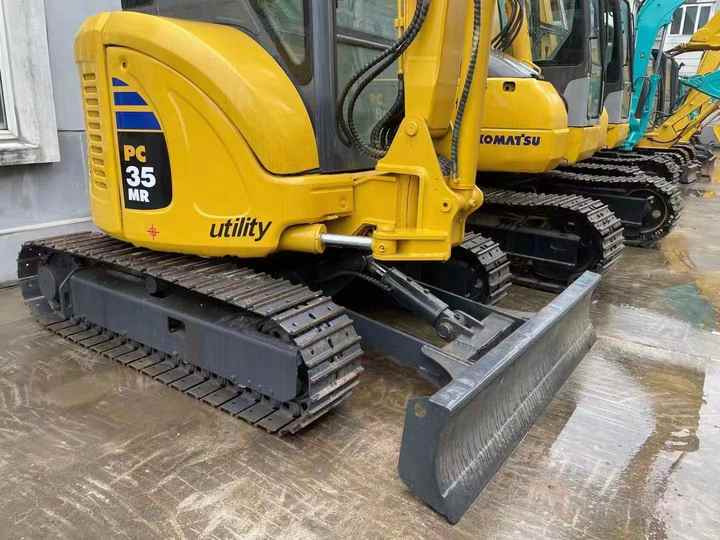 Competitive Price Used Komatsu Excavator PC35 PC55MR2 excellent condition Komatsu pc35mr Excavator - Excavadora de cadenas: foto 3 Competitive Price Used Komatsu Excavator PC35 PC55MR2 excellent condition Komatsu pc35mr Excavator - Excavadora de cadenas: foto 3