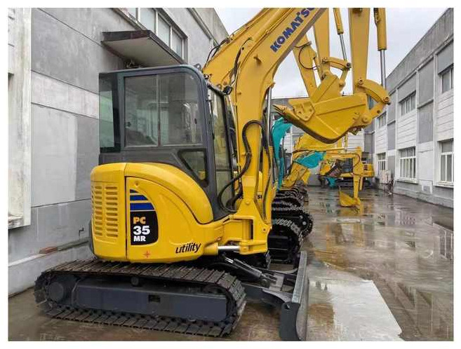 Competitive Price Used Komatsu Excavator PC35 PC55MR2 excellent condition Komatsu pc35mr Excavator - Excavadora de cadenas: foto 1 Competitive Price Used Komatsu Excavator PC35 PC55MR2 excellent condition Komatsu pc35mr Excavator - Excavadora de cadenas: foto 1
