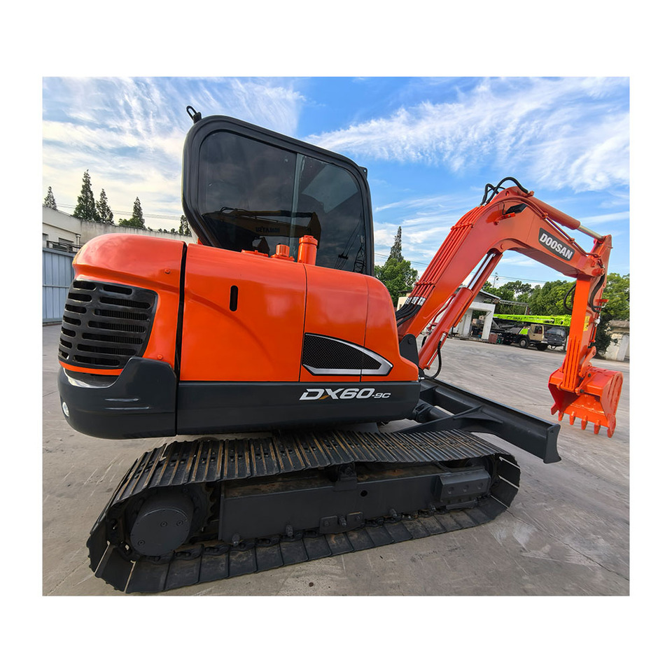DOOSAN DX60 excavator - Miniexcavadora: foto 2 DOOSAN DX60 excavator - Miniexcavadora: foto 2