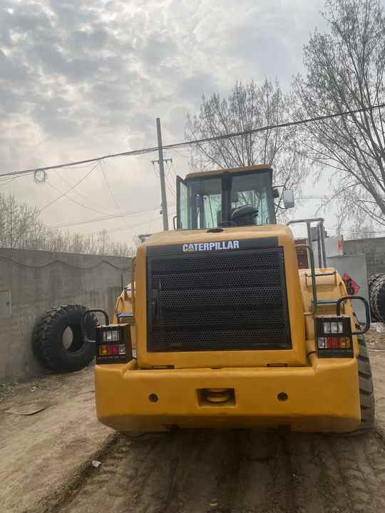 Leasing de  Good condition second hand cat 950h loader original japan cat loader in stock in shanghai yard Good condition second hand cat 950h loader original japan cat loader in stock in shanghai yard: foto 6