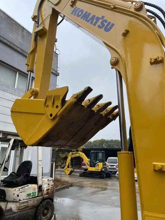 High performance used Komatsu PC35MR-3 excavatoru used Komatsu PC35MR excavator for sale - Excavadora de cadenas: foto 4 High performance used Komatsu PC35MR-3 excavatoru used Komatsu PC35MR excavator for sale - Excavadora de cadenas: foto 4