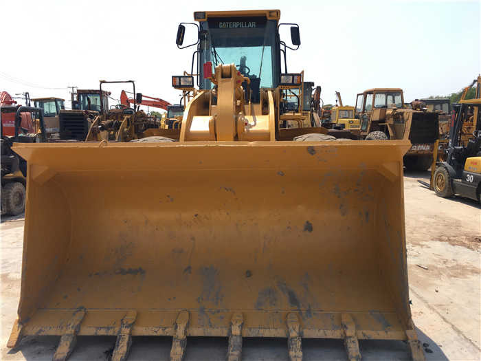 High quality and low working hours in stock used CAT 950G wheel loader used cat 950g wheel loader on stock - Bulldozer: foto 4 High quality and low working hours in stock used CAT 950G wheel loader used cat 950g wheel loader on stock - Bulldozer: foto 4