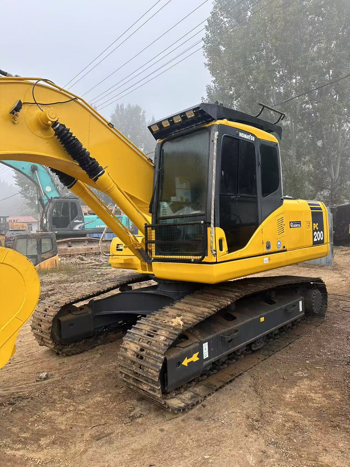 Komatsu PC200-7 excavator - Excavadora de cadenas: foto 1 Komatsu PC200-7 excavator - Excavadora de cadenas: foto 1