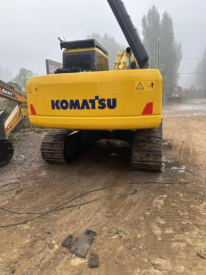 Komatsu PC200-7 excavator - Excavadora de cadenas: foto 5 Komatsu PC200-7 excavator - Excavadora de cadenas: foto 5