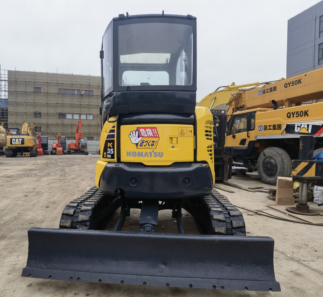 Komatsu PC35MR-3 Excavator - Excavadora de cadenas: foto 5 Komatsu PC35MR-3 Excavator - Excavadora de cadenas: foto 5