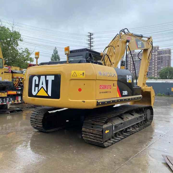 Original Japan cheap second hand excavator/digger cat 320D2 excavator used CAT excavator cat 320D2 for sale - Excavadora de cadenas: foto 4 Original Japan cheap second hand excavator/digger cat 320D2 excavator used CAT excavator cat 320D2 for sale - Excavadora de cadenas: foto 4