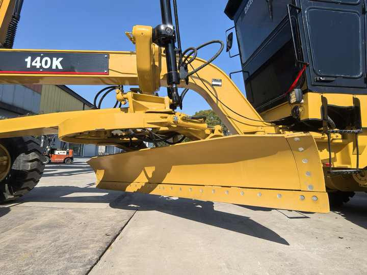 Original cat 140H 140G 140K motor grader used Caterpillar 140k grader machine used for sale - Grader: foto 5 Original cat 140H 140G 140K motor grader used Caterpillar 140k grader machine used for sale - Grader: foto 5