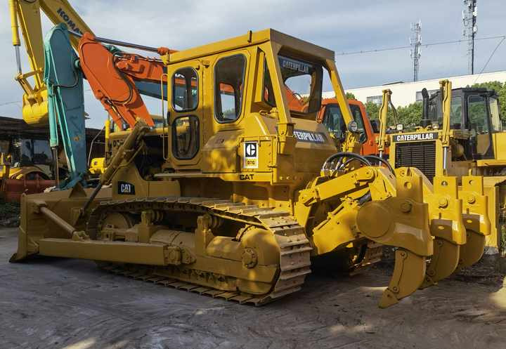 Second Hand good condition and high quality cat d7g bulldozer caterpillar used Bulldozer cat D7g for sale - Bulldozer: foto 2 Second Hand good condition and high quality cat d7g bulldozer caterpillar used Bulldozer cat D7g for sale - Bulldozer: foto 2