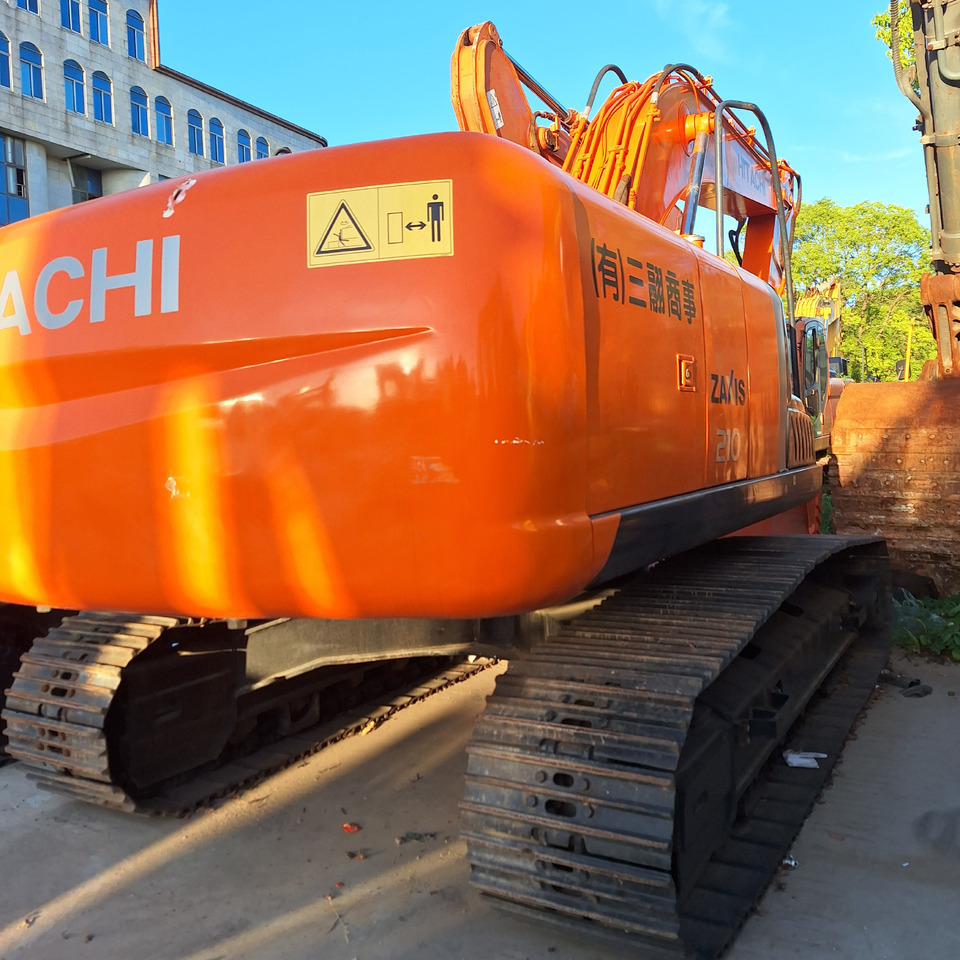Second hand Hitachi ZX210 excavator - Excavadora: foto 1 Second hand Hitachi ZX210 excavator - Excavadora: foto 1