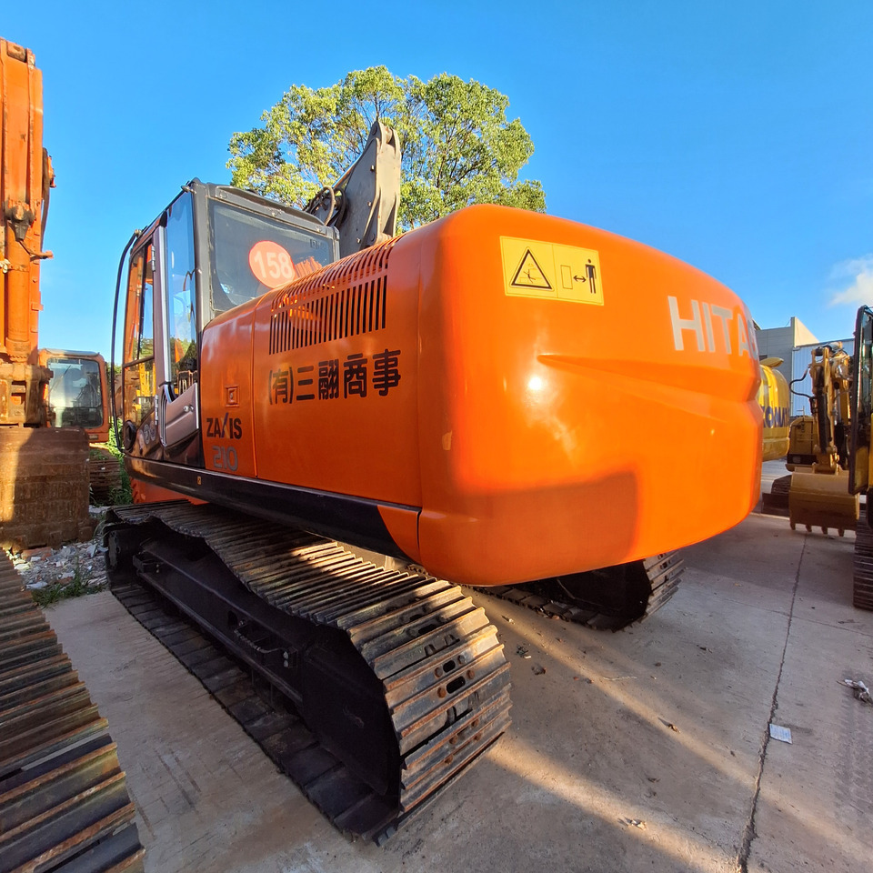 Second hand Hitachi ZX210 excavator - Excavadora: foto 3 Second hand Hitachi ZX210 excavator - Excavadora: foto 3