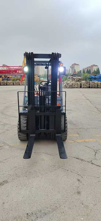 Second hand Toyota forklift FD30 used Toyota forklift FD30 FD50 FD70 TCM Komatsu forklift for sale - Carretilla elevadora diésel: foto 4 Second hand Toyota forklift FD30 used Toyota forklift FD30 FD50 FD70 TCM Komatsu forklift for sale - Carretilla elevadora diésel: foto 4