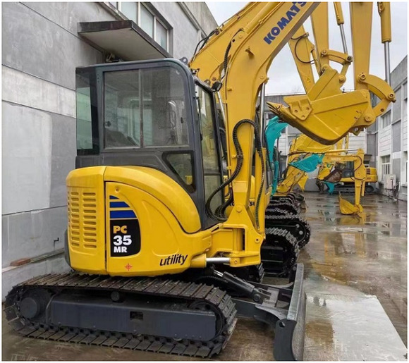 Used komatsu pc30mr excavator KOMATSU PC35mr-3 PC40mr-2 PC40mr-3 PC55mr-2 excavator in stock - Excavadora de cadenas: foto 1 Used komatsu pc30mr excavator KOMATSU PC35mr-3 PC40mr-2 PC40mr-3 PC55mr-2 excavator in stock - Excavadora de cadenas: foto 1