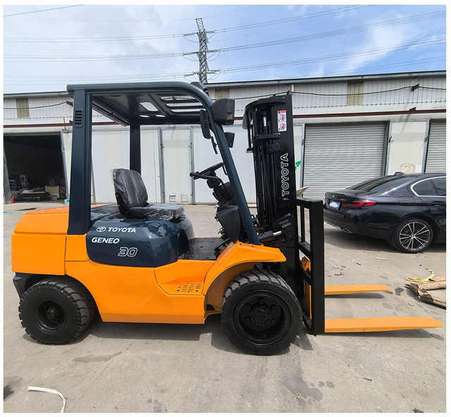 Original japanese second hand TOYOTA FD30 diesel forklift with good condition used Toyota FD30 forklift for sale in china - Carretilla elevadora diésel: foto 1 Original japanese second hand TOYOTA FD30 diesel forklift with good condition used Toyota FD30 forklift for sale in china - Carretilla elevadora diésel: foto 1