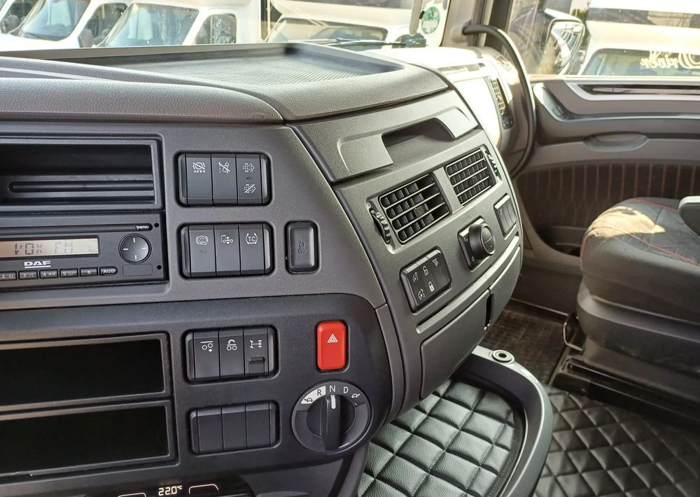 Camión lona DAF XF 480 SUPER SPACE CAB / ZESTAW TANDEM PRZEJAZDOWY 120 M3 / SSC / ACC /EURO 6: foto 19