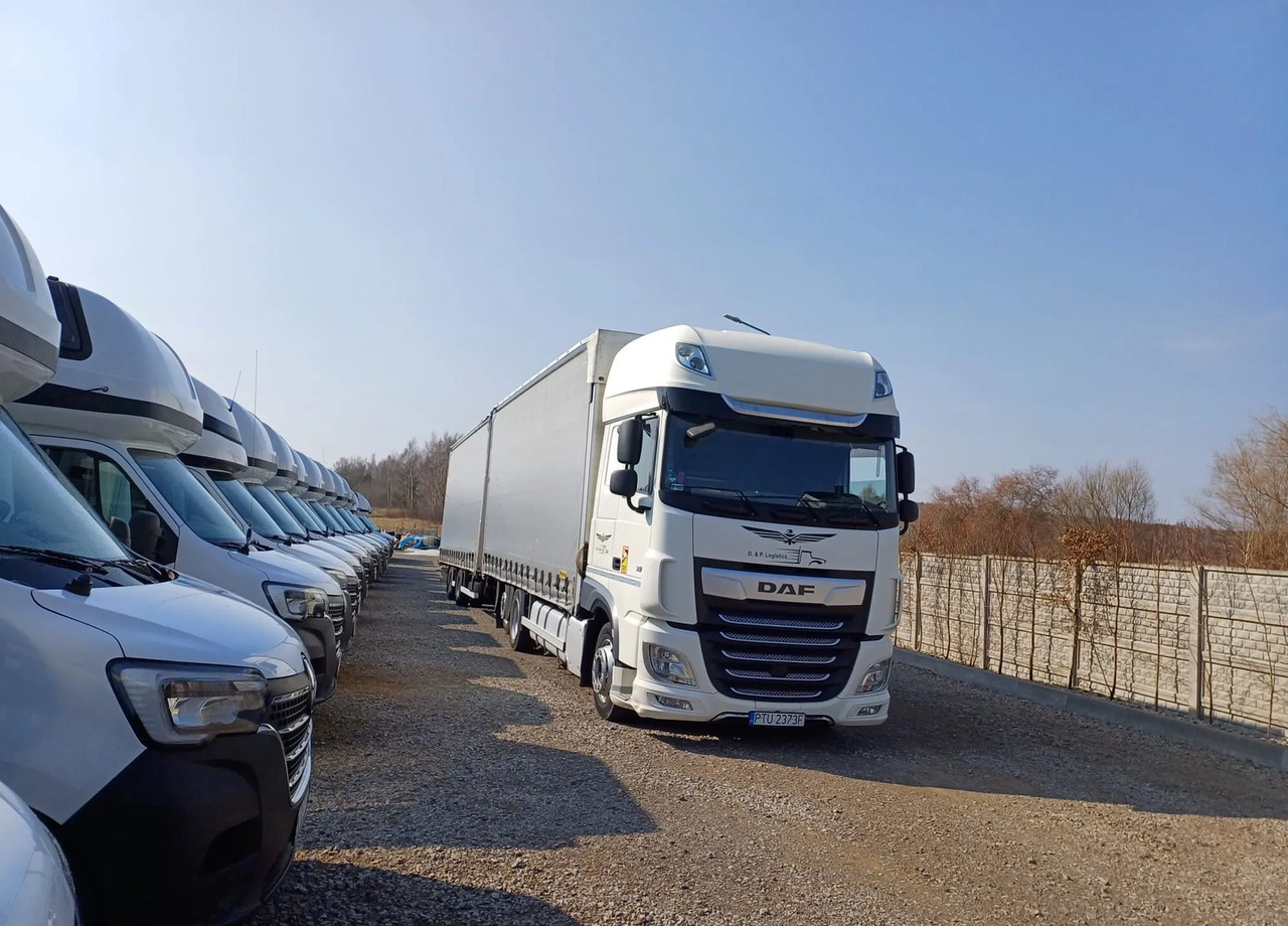 DAF XF 480 SUPER SPACE CAB / ZESTAW TANDEM PRZEJAZDOWY 120m3 - Camión lona: foto 3 DAF XF 480 SUPER SPACE CAB / ZESTAW TANDEM PRZEJAZDOWY 120m3 - Camión lona: foto 3