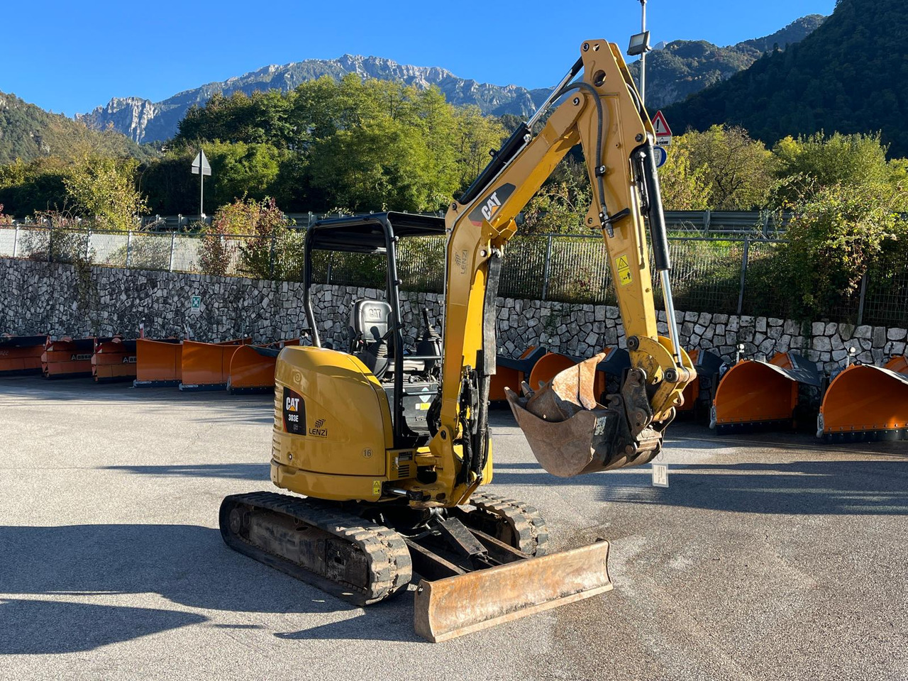 ESCAVATORE CAT 303 E CR - Miniexcavadora: foto 4 ESCAVATORE CAT 303 E CR - Miniexcavadora: foto 4