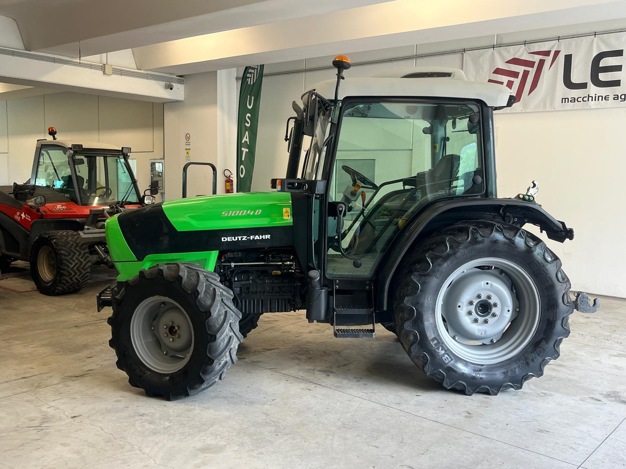 TRATTORE DEUTZ-FAHR 5100.4 D - Tractor: foto 5 TRATTORE DEUTZ-FAHR 5100.4 D - Tractor: foto 5