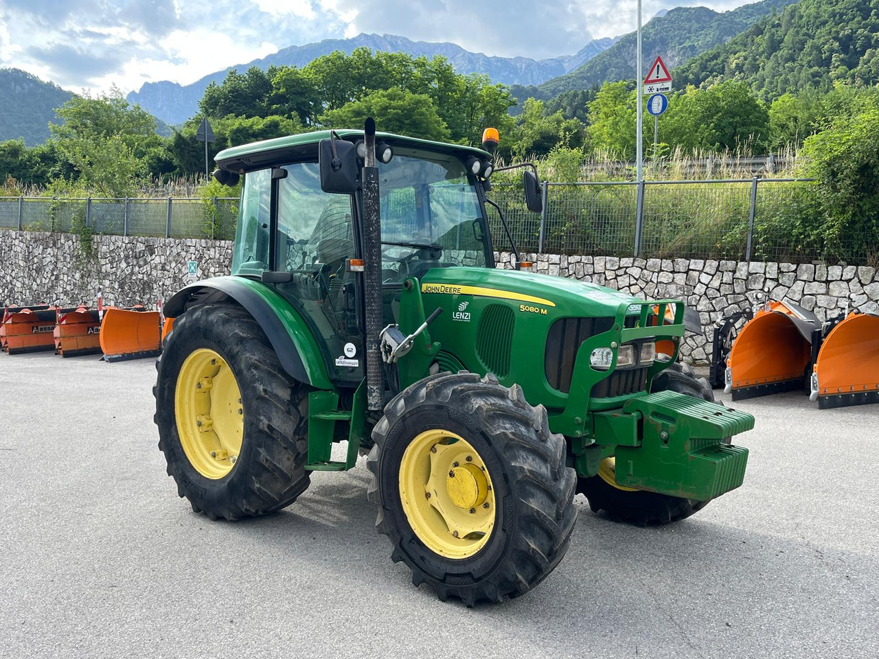 TRATTORE JOHN DEERE 5080 M - Tractor: foto 4 TRATTORE JOHN DEERE 5080 M - Tractor: foto 4