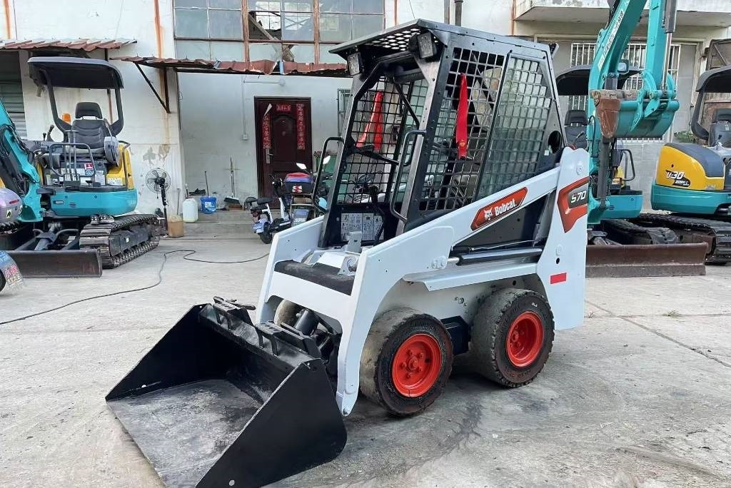 Bobcat S 70 - Minicargadora: foto 2 Bobcat S 70 - Minicargadora: foto 2
