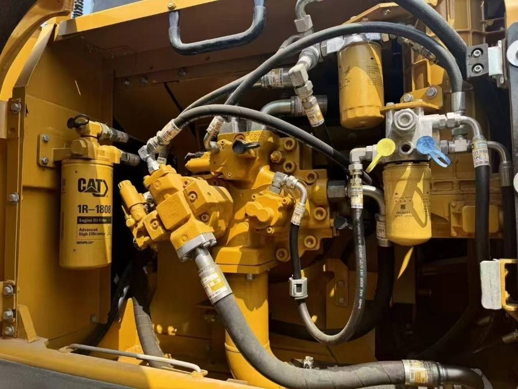 CAT 330 D L - Excavadora de cadenas: foto 4 CAT 330 D L - Excavadora de cadenas: foto 4