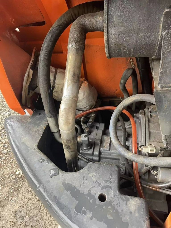 Hitachi 55 - Miniexcavadora: foto 4 Hitachi 55 - Miniexcavadora: foto 4