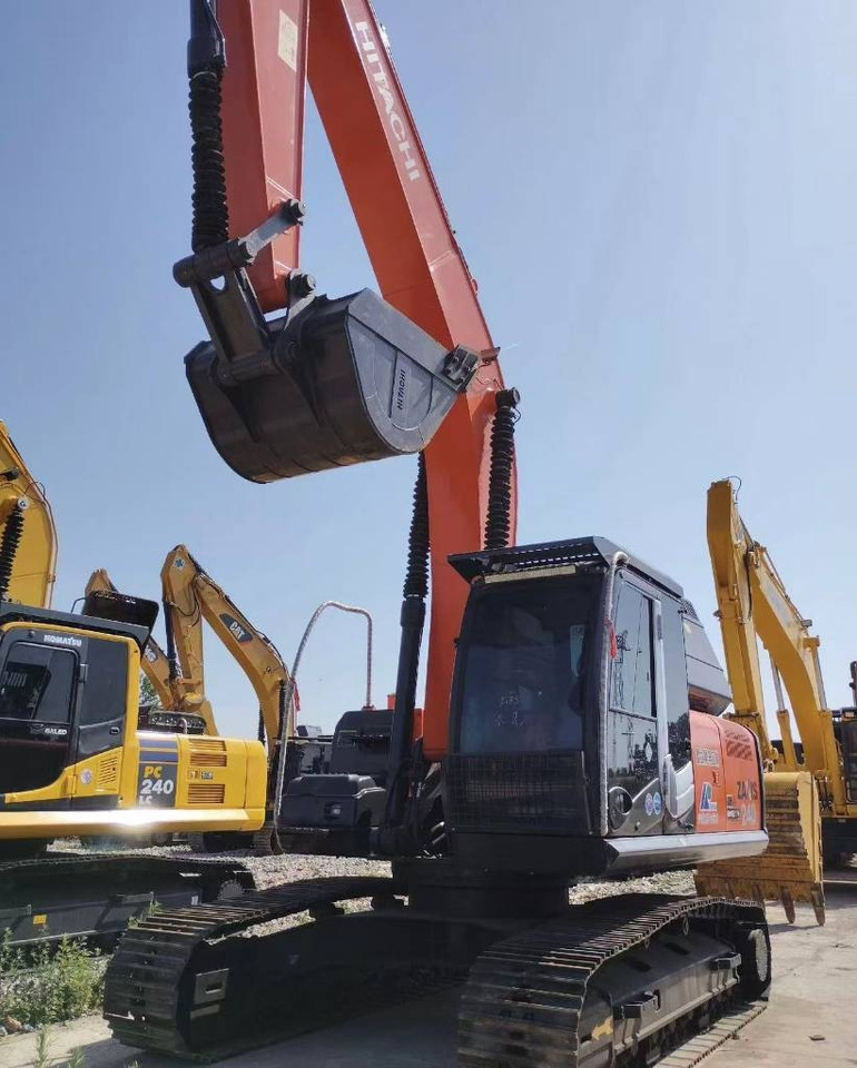 Hitachi ZX 240  - Excavadora de cadenas: foto 1 Hitachi ZX 240  - Excavadora de cadenas: foto 1