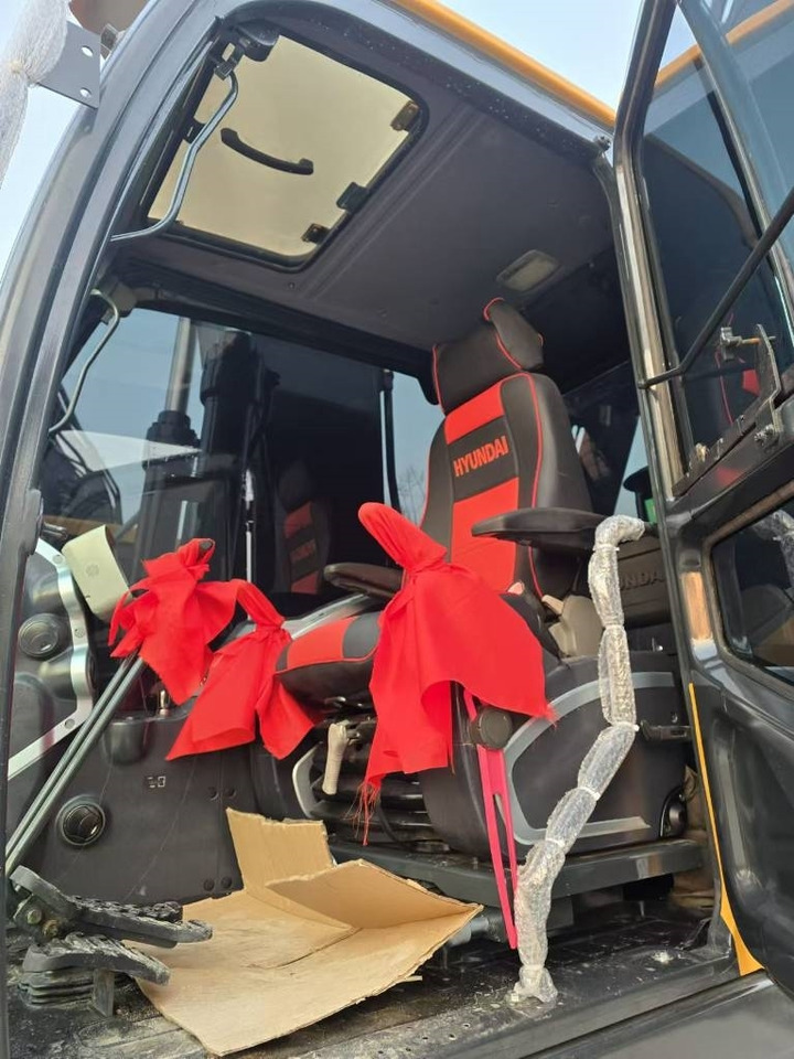 Hyundai 220LC-9S - Excavadora de cadenas: foto 5 Hyundai 220LC-9S - Excavadora de cadenas: foto 5