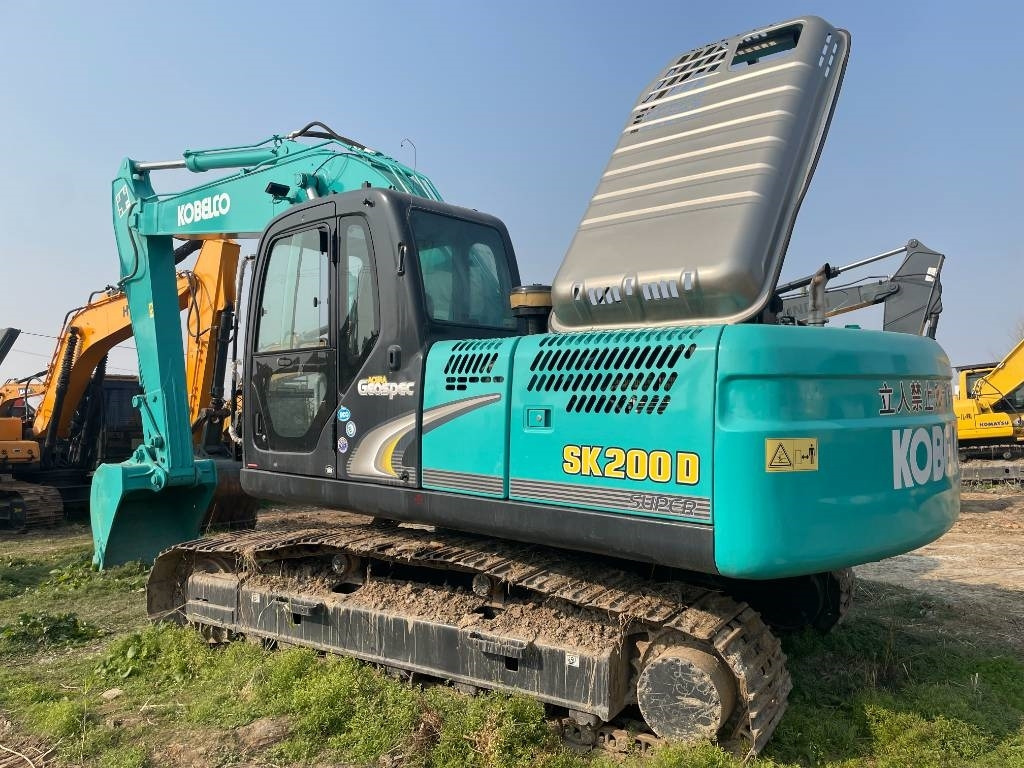 Kobelco SK 200 - Excavadora de cadenas: foto 5 Kobelco SK 200 - Excavadora de cadenas: foto 5