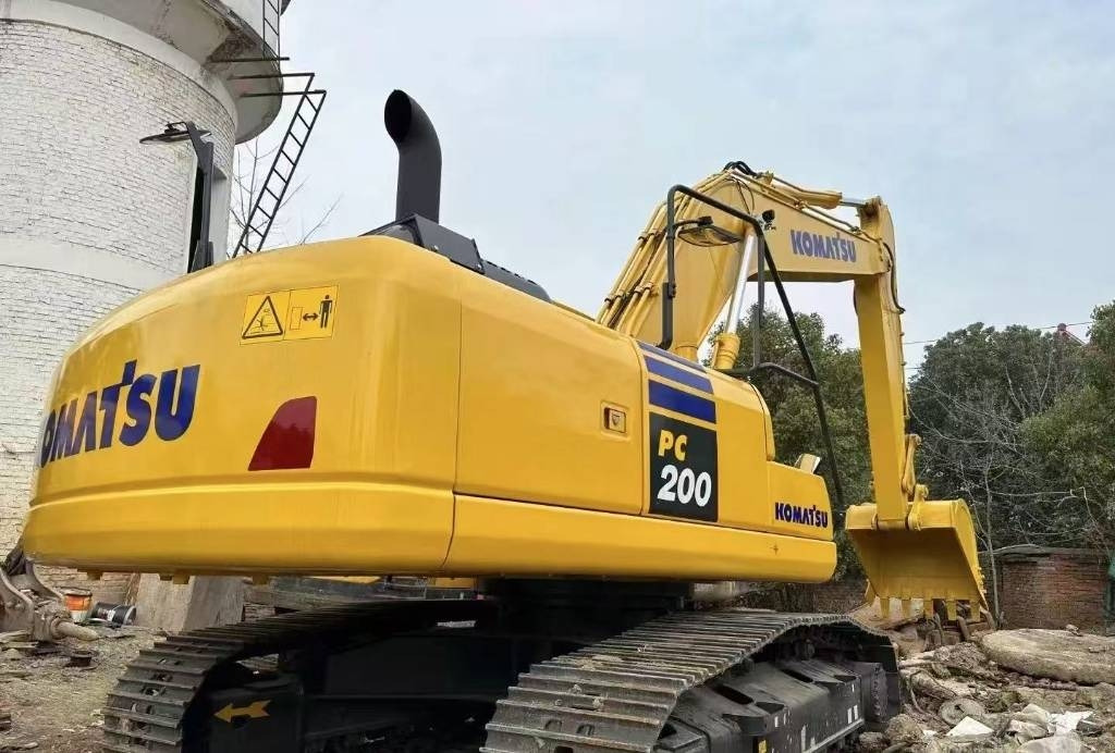 Komatsu PC 200-8  - Excavadora de cadenas: foto 1 Komatsu PC 200-8  - Excavadora de cadenas: foto 1
