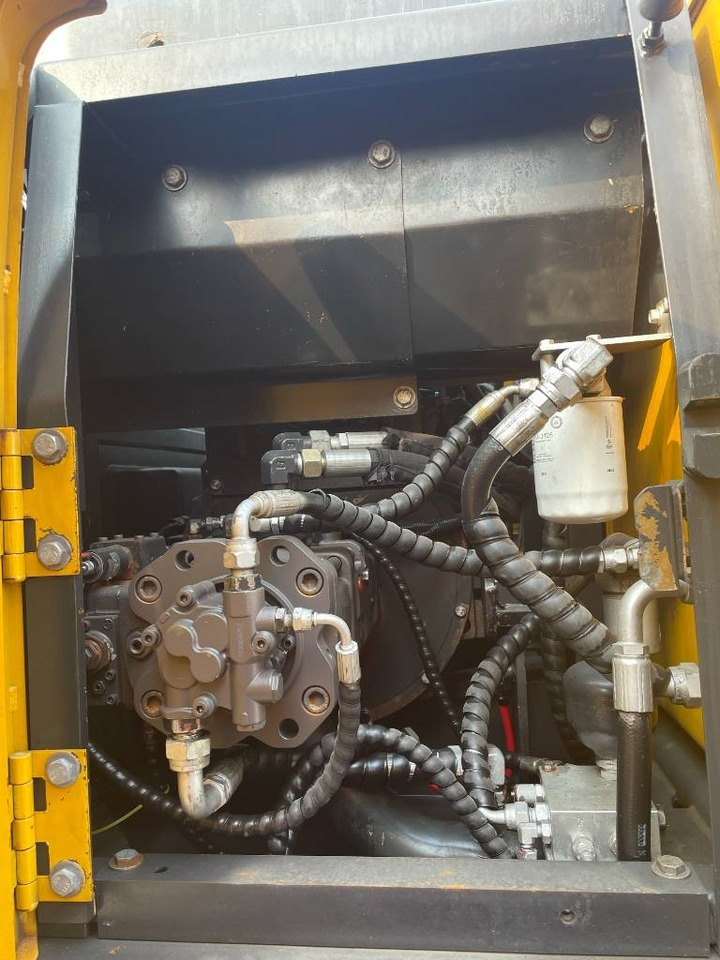 Volvo EC 140 - Excavadora de cadenas: foto 2 Volvo EC 140 - Excavadora de cadenas: foto 2