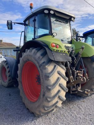 Claas AXION 820 CMATIC - Tractor: foto 4 Claas AXION 820 CMATIC - Tractor: foto 4