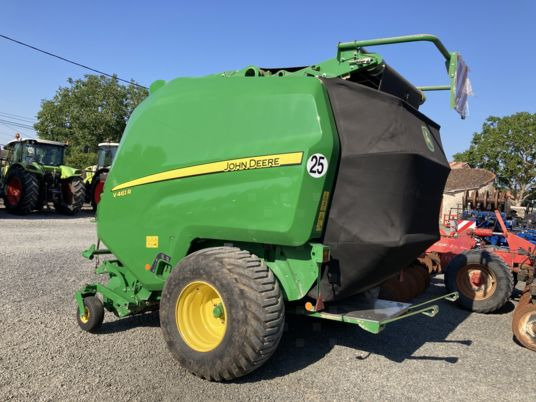 John Deere V461R - Rotoempacadora: foto 5 John Deere V461R - Rotoempacadora: foto 5