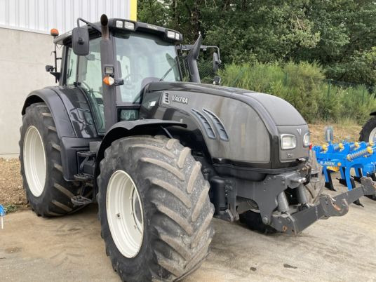 Valtra T213 VERSU - Tractor: foto 4 Valtra T213 VERSU - Tractor: foto 4