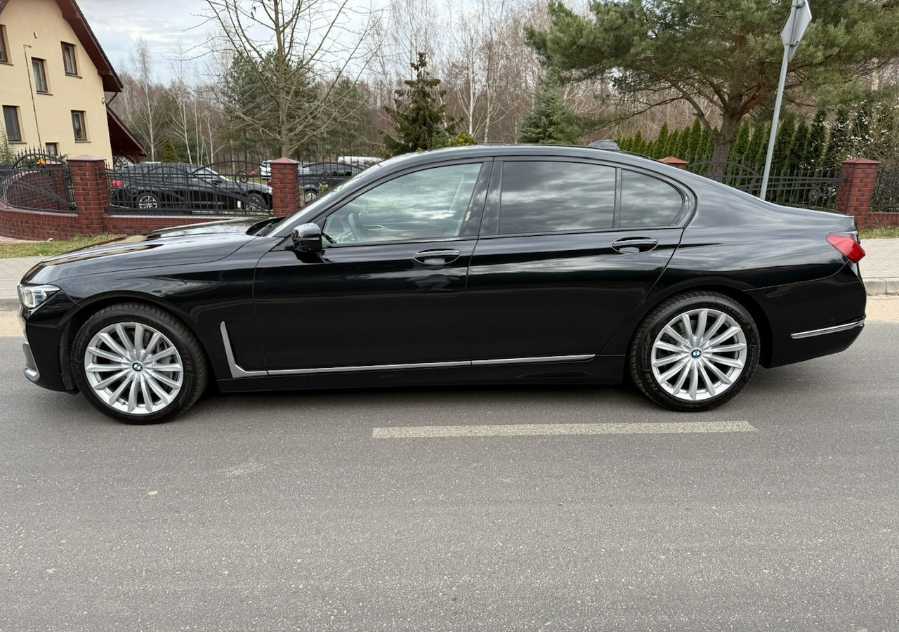BMW SERIA 7 II (G11/G12) BMW SERIA 7 740d Xdrive 340KM Luxury+Exclusive Masaże Adaptiv Oś Lasery 2022 FV2 - Coche: foto 5 BMW SERIA 7 II (G11/G12) BMW SERIA 7 740d Xdrive 340KM Luxury+Exclusive Masaże Adaptiv Oś Lasery 2022 FV2 - Coche: foto 5