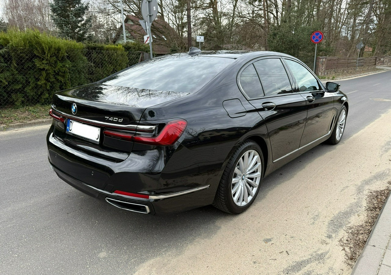BMW SERIA 7 II (G11/G12) BMW SERIA 7 740d Xdrive 340KM Luxury+Exclusive Masaże Adaptiv Oś Lasery 2022 FV2 - Coche: foto 3 BMW SERIA 7 II (G11/G12) BMW SERIA 7 740d Xdrive 340KM Luxury+Exclusive Masaże Adaptiv Oś Lasery 2022 FV2 - Coche: foto 3
