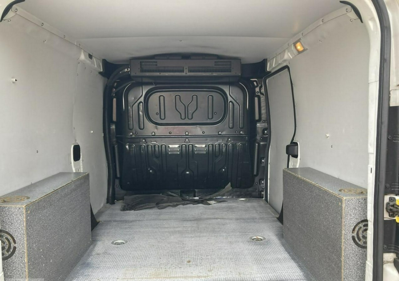 Fiat Doblo Fiat Doblo 1,6 jtd ECO Flex chłodnia do leków 2017 - Furgoneta frigorifica: foto 4 Fiat Doblo Fiat Doblo 1,6 jtd ECO Flex chłodnia do leków 2017 - Furgoneta frigorifica: foto 4