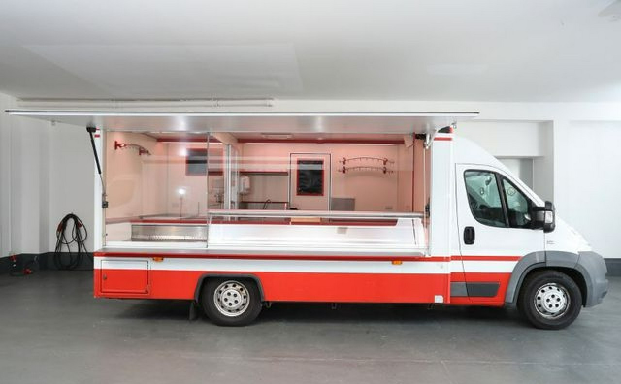 Fiat Ducato Autosklep Gastronomiczny Food Truck Foodtruck Sklep bar 3500 Borco20 - Camión tienda: foto 1 Fiat Ducato Autosklep Gastronomiczny Food Truck Foodtruck Sklep bar 3500 Borco20 - Camión tienda: foto 1