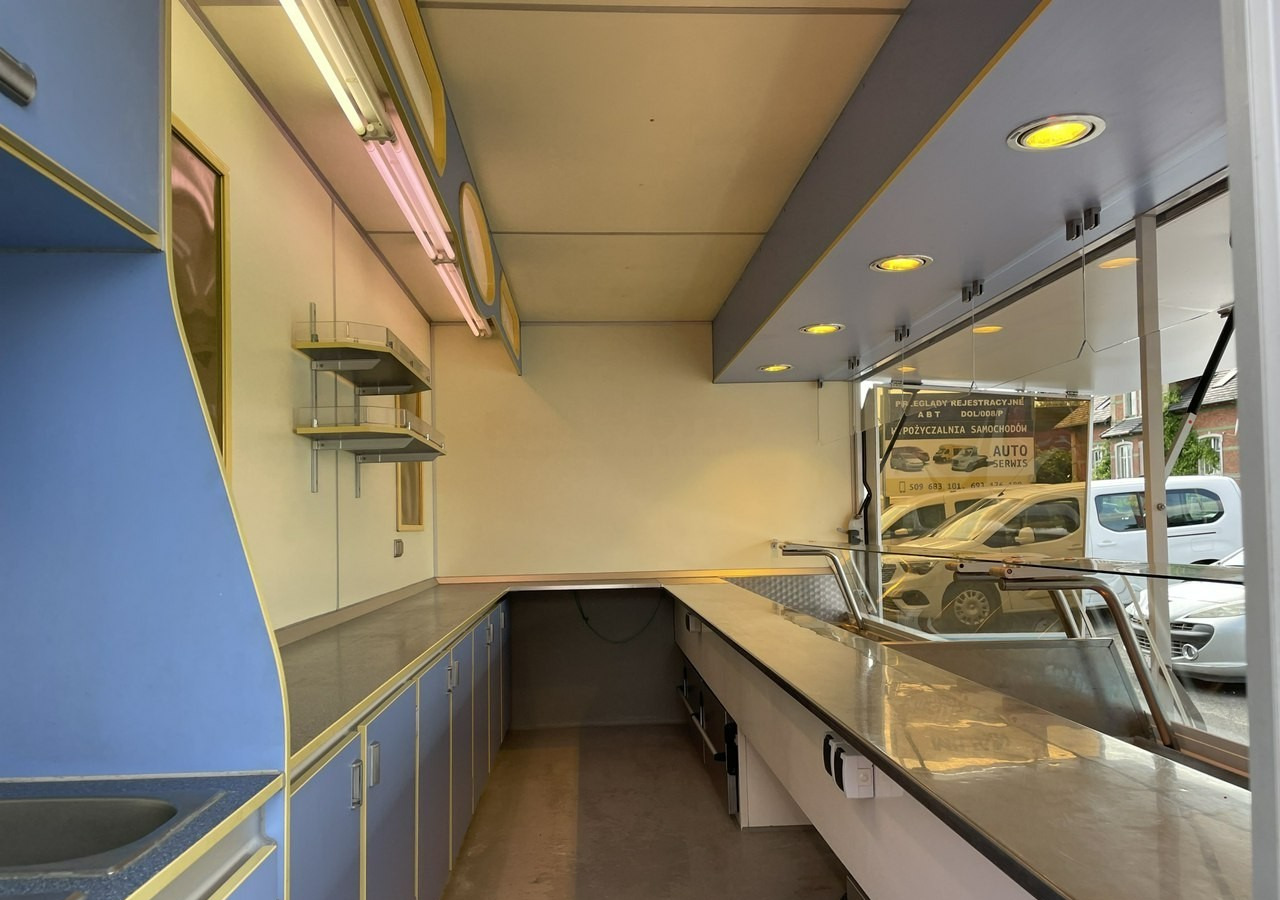 Fiat Ducato Autosklep Wędlin Gastronomiczny Food Truck Foodtruck Sklep bar 2006 - Camión tienda: foto 3 Fiat Ducato Autosklep Wędlin Gastronomiczny Food Truck Foodtruck Sklep bar 2006 - Camión tienda: foto 3