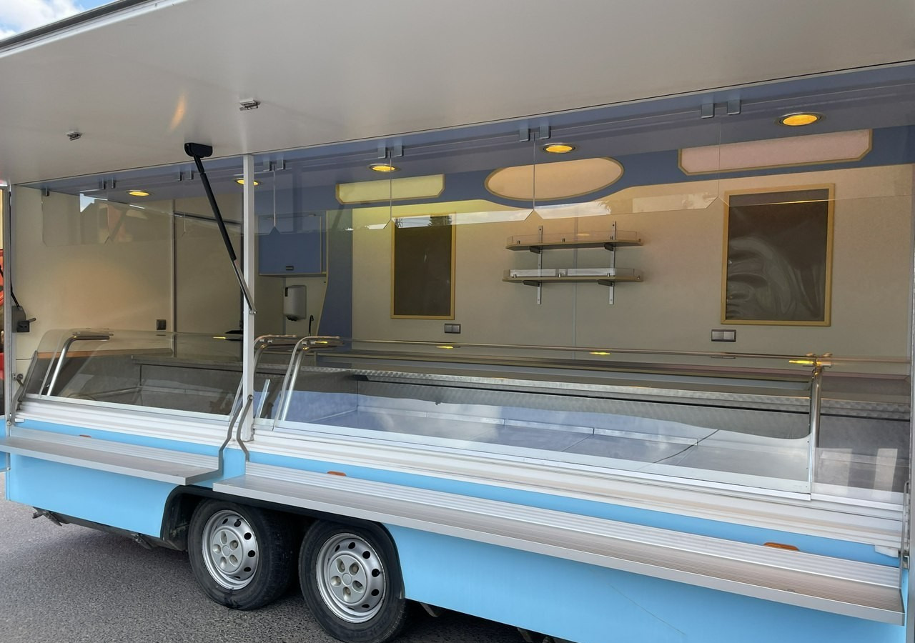 Fiat Ducato Autosklep Wędlin Gastronomiczny Food Truck Foodtruck Sklep bar 2006 - Camión tienda: foto 5 Fiat Ducato Autosklep Wędlin Gastronomiczny Food Truck Foodtruck Sklep bar 2006 - Camión tienda: foto 5